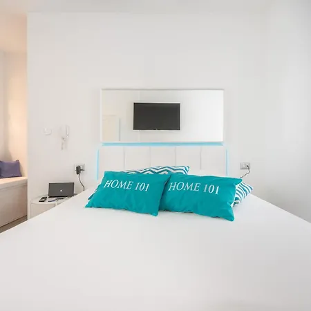 101 Apartament Calasetta